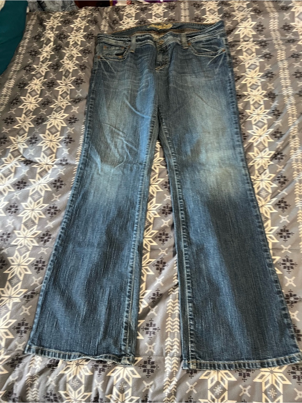 American Eagle Outfitters Women's Blue Flare Jeans